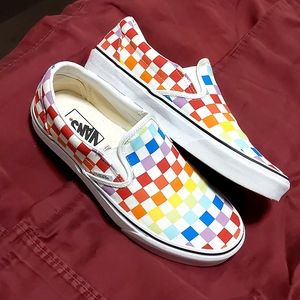 Vans Classic Slip-on, Rainbow Checkerboard, 7.5 Men's/9 Women's